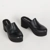 Intentionally Blank 12DOZEN CLOG Black