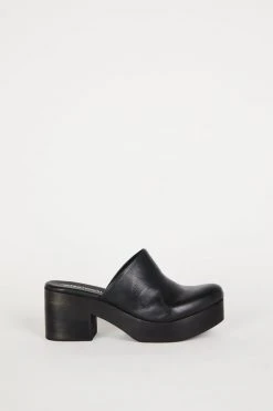 Intentionally Blank 12DOZEN CLOG Black