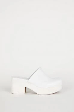 Intentionally Blank 12DOZEN CLOG White NEW ARRIVALS 13 Intentionally Blank 12DOZEN CLOG White NEW ARRIVALS