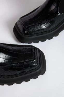 Intentionally Blank CHAMPS PULL ON BOOT Black