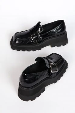 Intentionally Blank TORONTO LOAFER Black