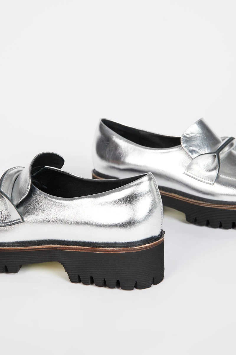 Intentionally Blank SHOES HEFT LOAFER Silver 7 Intentionally Blank SHOES HEFT LOAFER Silver