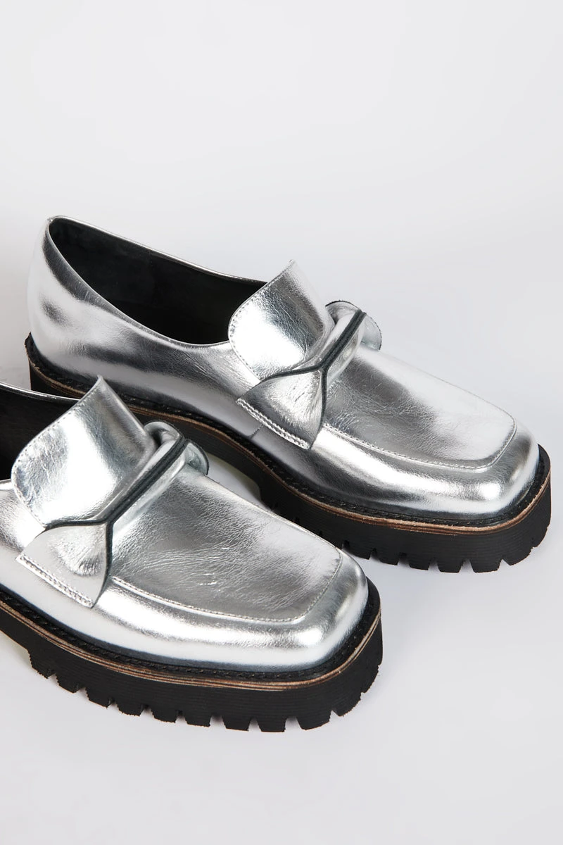 Intentionally Blank SHOES HEFT LOAFER Silver 6 Intentionally Blank SHOES HEFT LOAFER Silver
