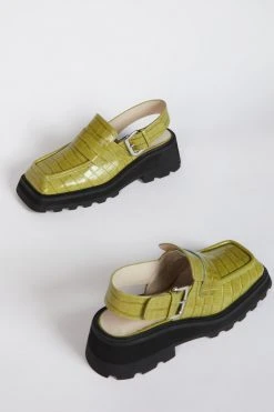 Intentionally Blank NO ISSUE LOAFER Apple SHOES