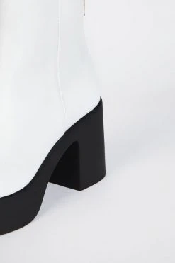 Intentionally Blank DRUE 3.0 HEELED BOOT White SHOES