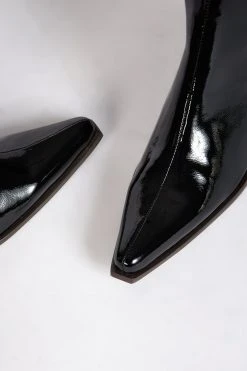 Intentionally Blank HILLARY HEELED BOOT Black SHOES