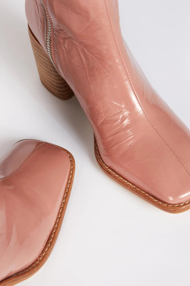 Intentionally Blank SHOES CONTOUR HEELED BOOT Rose 6 Intentionally Blank SHOES CONTOUR HEELED BOOT Rose