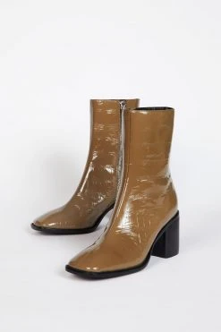 Intentionally Blank CONTOUR HEELED BOOT Rich Taupe SHOES