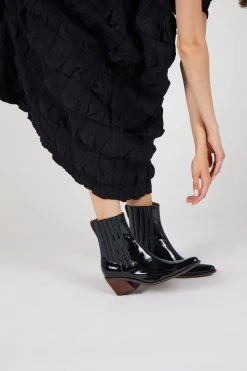 Intentionally Blank HILLARY HEELED BOOT Black SHOES