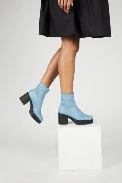 Intentionally Blank MARLOWE PLATFORM BOOT Sky Vegan