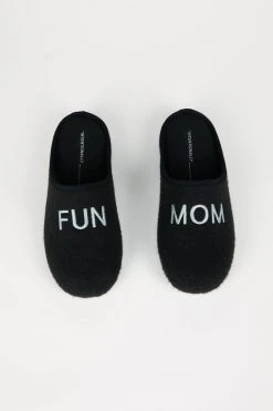 Intentionally Blank FUN MOM SLIPPER BLACK ACCESSORIES