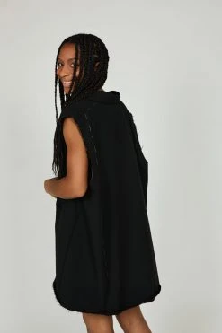 Intentionally Blank NEW ARRIVALS PARA VEST Black