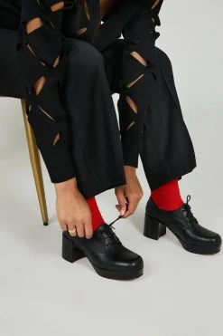 Intentionally Blank ALBANY PLATFORM OXFORD Black