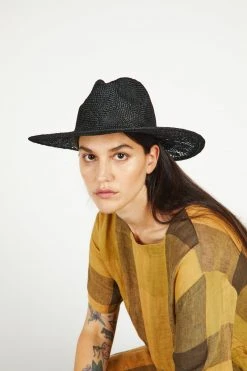 Wyeth ISLA HAT BLACK NEW ARRIVALS