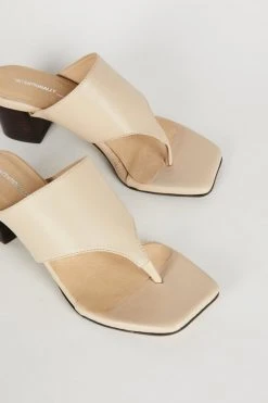 Intentionally Blank ALVA HEELED SANDAL Clouds