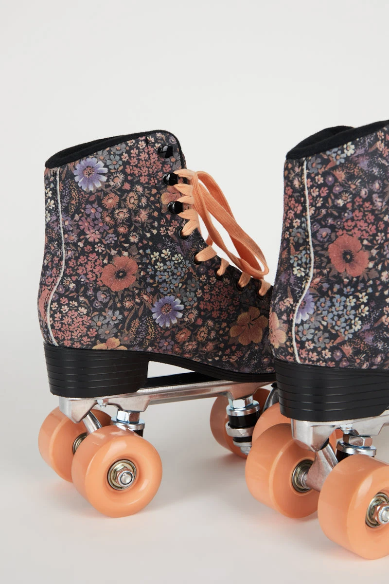 Intentionally Blank BABY BABY ROLLER SKATE Floral 6 Intentionally Blank BABY BABY ROLLER SKATE Floral