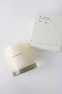 Maison Louis Marie LIFELIFE LE LONG FOND No. 2 Candle