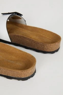 Intentionally Blank SHOES CLAIRE SANDAL White