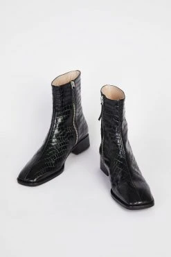 Intentionally Blank TOUR BOOT Black Croc SHOES