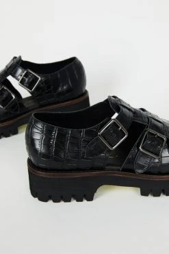 Intentionally Blank NEW SHOES CORNER POCKET SANDAL Black