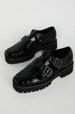 Intentionally Blank NEW SHOES CORNER POCKET SANDAL Black