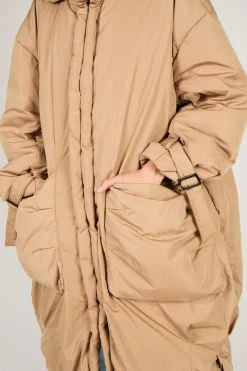 Intentionally Blank GARMENTS EASTLAKE Oversized Puffer Beige