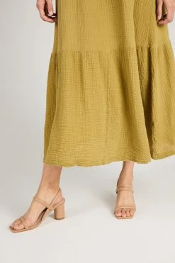 Intentionally Blank NEW SHOES KIFTON HEEL Clay