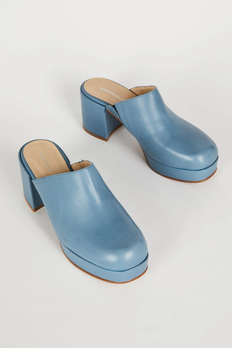 Intentionally Blank FACTS CLOG Blue 3 Intentionally Blank FACTS CLOG Blue