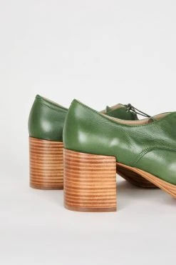 Intentionally Blank ALBANY PLATFORM OXFORD Forest 10 Intentionally Blank ALBANY PLATFORM OXFORD Forest