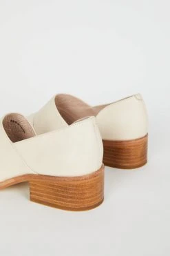 Intentionally Blank GIRAFFE SANDAL Cream
