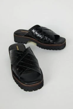 Intentionally Blank HIJINX SANDAL Black
