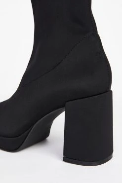 Intentionally Blank SHOES WHO ME 2 HEELED BOOT Black
