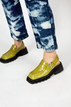 Intentionally Blank NO ISSUE LOAFER Apple SHOES