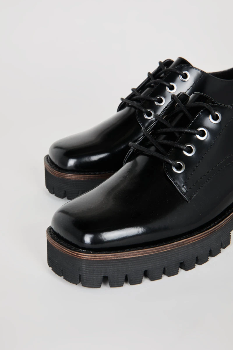 Intentionally Blank QUEEN STREET OXFORD Black LOAFERS 5 Intentionally Blank QUEEN STREET OXFORD Black LOAFERS