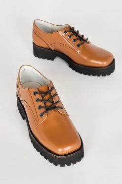 Intentionally Blank LOAFERS QUEEN STREET OXFORD Caramel