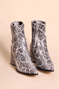 Intentionally Blank SHOES LIMA HEELED BOOT Off White Python