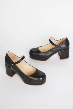 Intentionally Blank MIKA PLATFORM MARY JANE Black