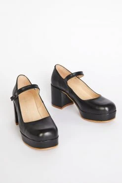 Intentionally Blank MIKA PLATFORM MARY JANE Black