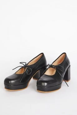 Intentionally Blank SERIF PLATFORM HEEL Black SHOES