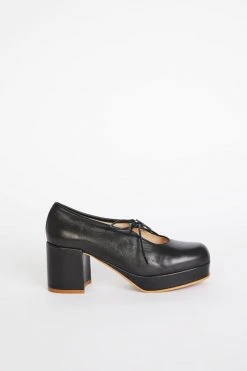 Intentionally Blank SERIF PLATFORM HEEL Black SHOES