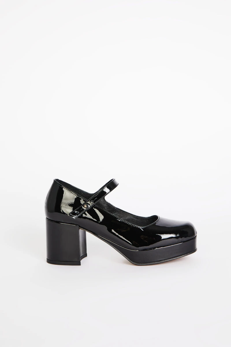 Intentionally Blank MIKA PLATFORM MARY JANE Black Patent 8 Intentionally Blank MIKA PLATFORM MARY JANE Black Patent