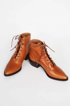 Intentionally Blank WEST LACE UP BOOT Whiskey SHOES