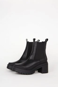 Intentionally Blank MOMO PLATFORM BOOT Black SHOES