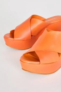 Intentionally Blank NEW SHOES DAME HEELED PLATFORM Orange