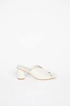 Intentionally Blank KAMIKA HEEL Cream SHOES