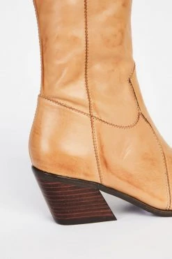 Intentionally Blank MATTIE HEELED BOOT Tan 12 Intentionally Blank MATTIE HEELED BOOT Tan