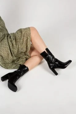 Intentionally Blank PARADE HEELED BOOT Black SHOES