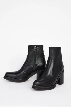 Intentionally Blank SHOES PICO HEEL BOOT Black