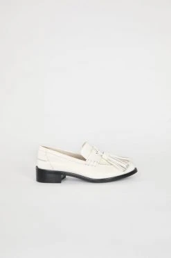 Intentionally Blank NEIGHBOR LOAFER Cream SHOES