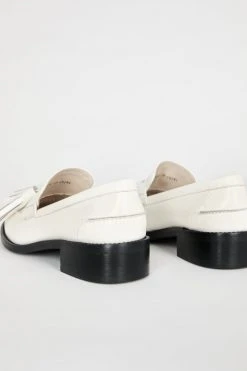 Intentionally Blank NEIGHBOR LOAFER Cream SHOES